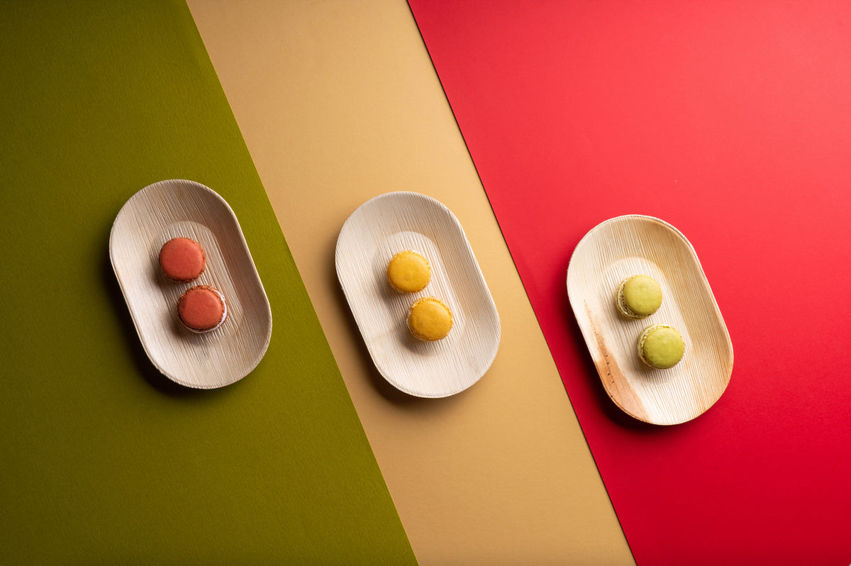 Natural palm-leaf tableware from Nature Berlin